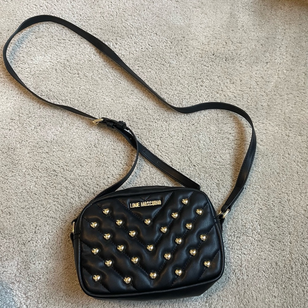 🥰🥰1 hour sale🥰🥰Love Moschino Crossbody